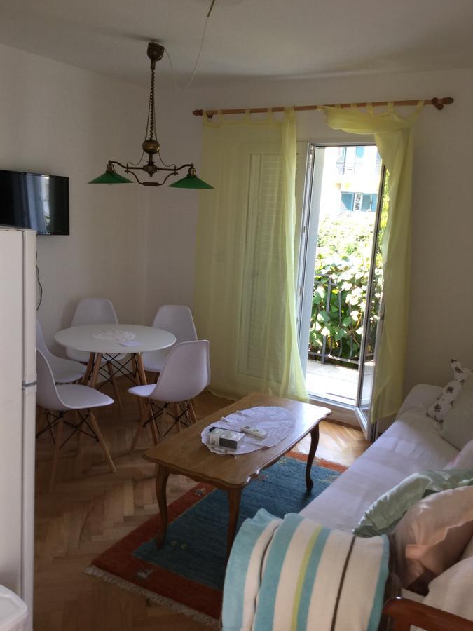 Guest House Villa Kosa Bijela Bagian luar foto